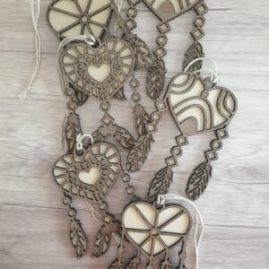 ATTRAPE REVES EN BOIS DE TILLEUL ET NOYER
